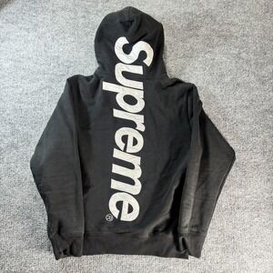 Supreme Hoodie Mens Medium Black Pullover Fleece Back Logo Kangaroo Pocket